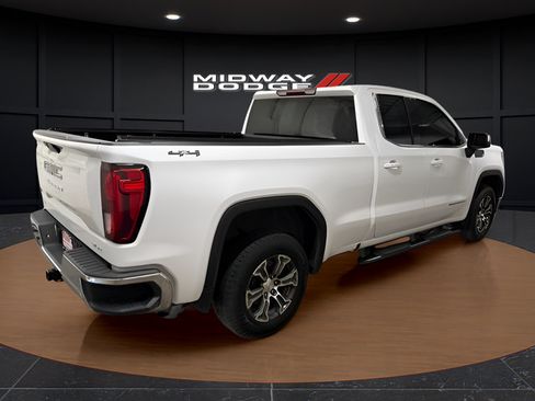 Used 2021 GMC Sierra 1500 SLE AWD/4WD image 4