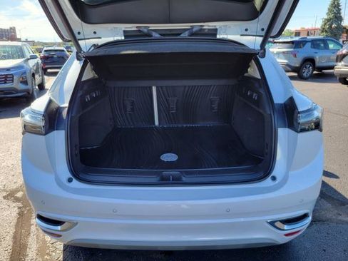 Used 2023 Buick Envision Avenir AWD/4WD image 26