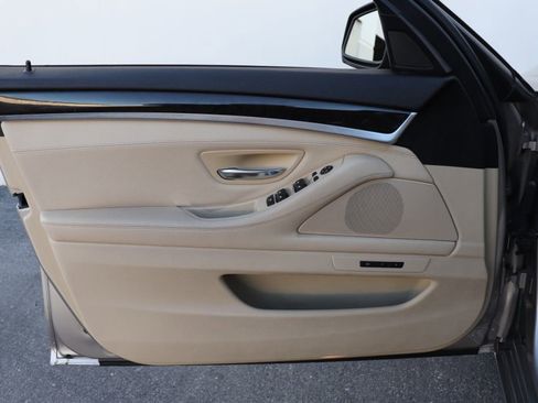 Used 2015 BMW 528i Sedan image 37