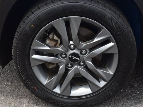Used 2023 Kia Seltos LX AWD/4WD image 10