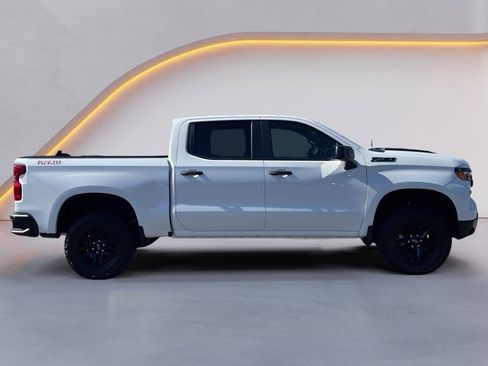 New 2026 Chevrolet Silverado 1500 Custom Trail Boss w/ LPO, Dark Essentials Package image 8