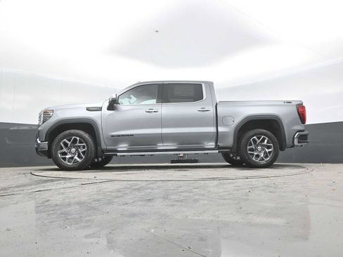 New 2026 GMC Sierra 1500 SLT w/ SLT Premium Package AWD/4WD image 24
