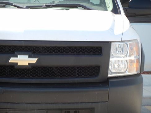 Used 2007 Chevrolet Silverado 1500 W/T image 8