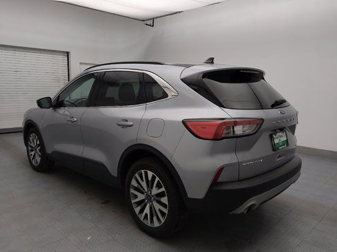 Used 2022 Ford Escape Titanium image 5