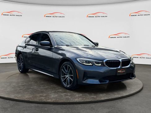 Used 2021 BMW 330i xDrive Sedan w/ Premium Package image 3