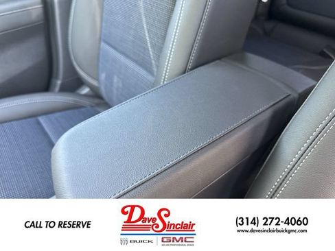 New 2026 Buick Envista Sport Touring w/ Convenience II Package FWD image 20