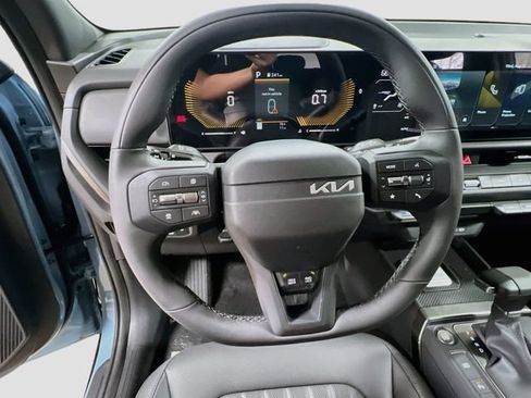 New 2027 Kia Seltos X-Line S w/ X-Line S Premium Package AWD/4WD image 11