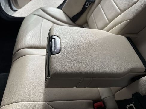 Used 2019 Mercedes-Benz C 300 C 300 image 39