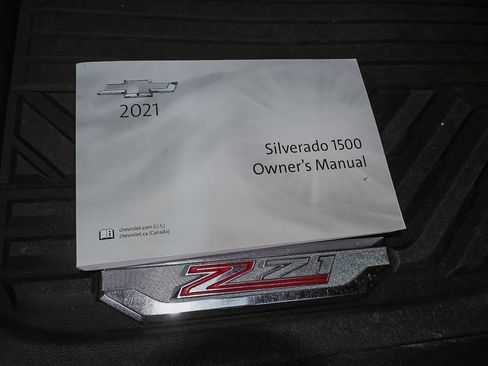 Certified 2021 Chevrolet Silverado 1500 LT w/ All Star Edition Plus image 37