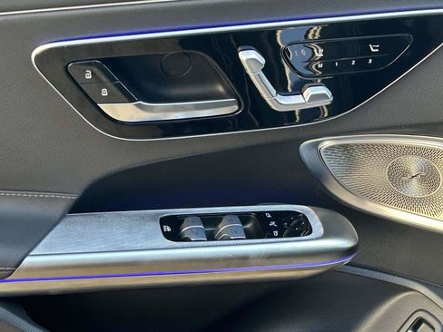 Certified 2024 Mercedes-Benz CLE 300 4MATIC Cabriolet image 29