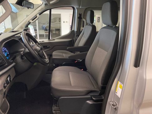 Used 2023 Ford Transit 350 XLT RWD image 16