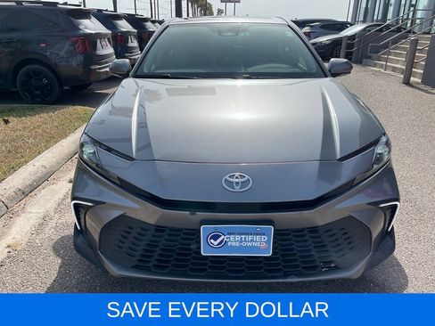 Used 2025 Toyota Camry SE FWD image 2