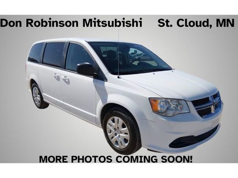 Used 2018 Dodge Grand Caravan SE w/ UConnect Hands-Free Group FWD image 1