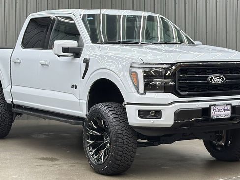 Used 2025 Ford F150 Lariat image 7