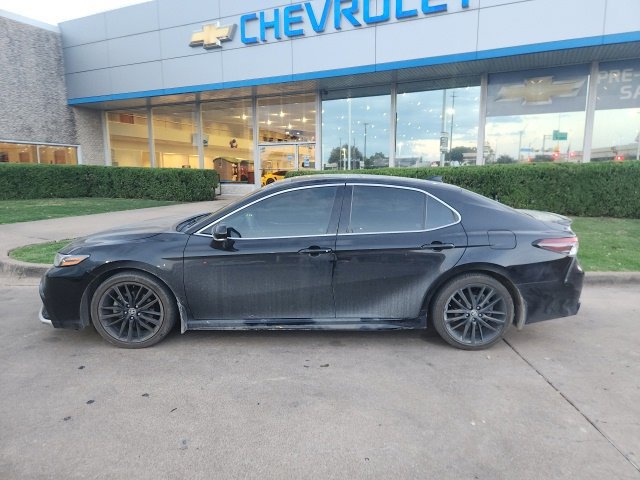 Used 2023 Toyota Camry XSE FWD image 6