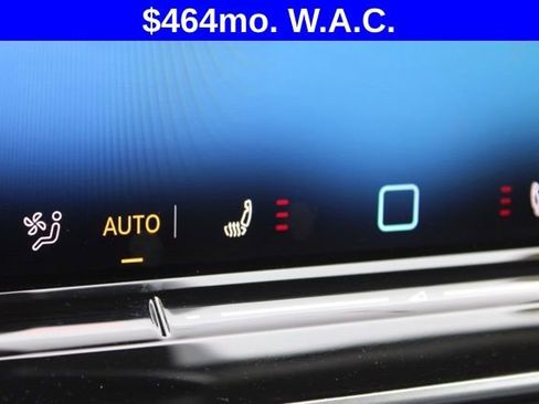 Used 2025 Volkswagen Tiguan SE AWD/4WD image 36