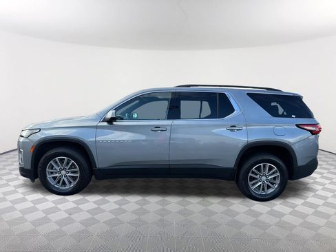 Used 2023 Chevrolet Traverse LT FWD image 8
