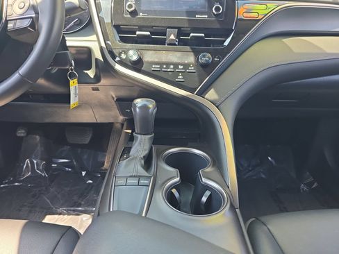 Certified 2024 Toyota Camry SE FWD image 11
