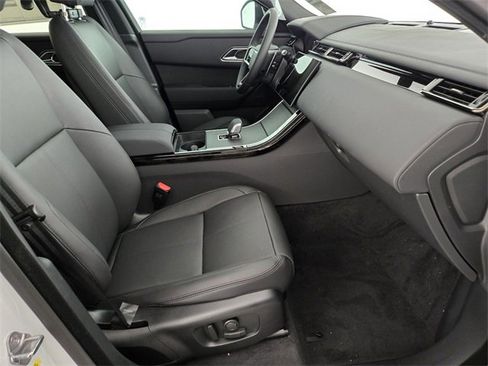 New 2026 Land Rover Range Rover Velar Dynamic SE image 3