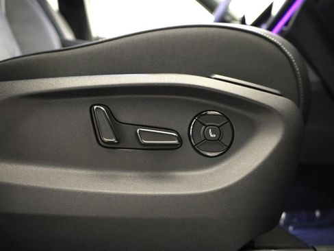 New 2026 Volkswagen Tiguan SEL R-Line image 32