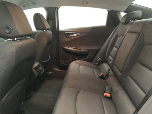 Used 2018 Chevrolet Malibu LT image 18