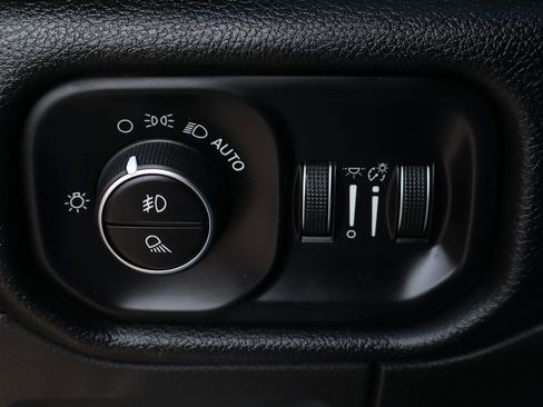 Used 2019 RAM 1500 Rebel w/ Rebel Level 2 Equipment Group AWD/4WD image 21