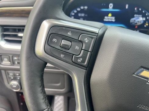 Used 2024 Chevrolet Tahoe Premier AWD/4WD image 31