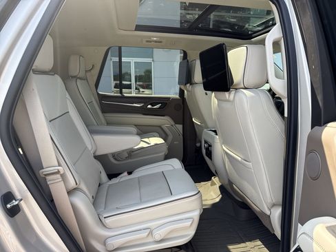 Used 2023 GMC Yukon Denali image 27