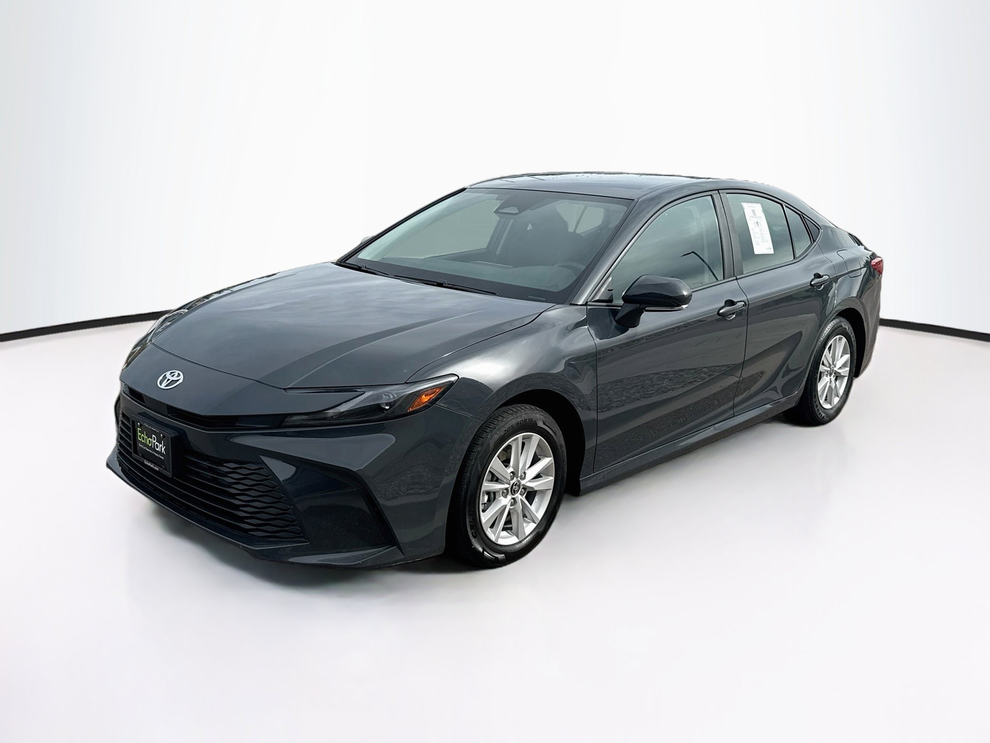 Used 2025 Toyota Camry LE FWD image 3