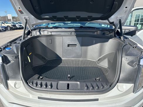 Used 2024 Ford F150 Lightning XLT image 14