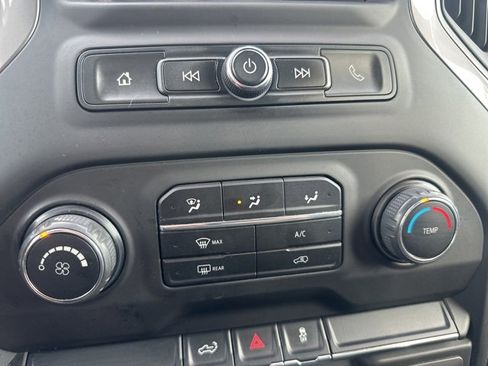 Used 2023 Chevrolet Silverado 2500 Custom w/ Custom Convenience Package image 16