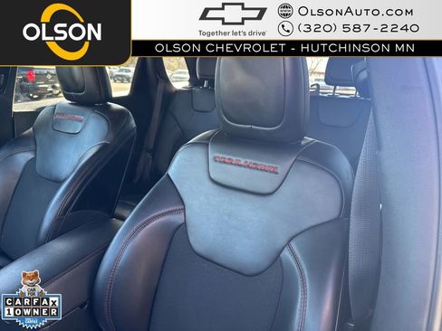 Used 2022 Jeep Cherokee Trailhawk image 21