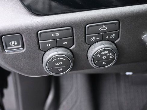 Used 2026 Chevrolet Silverado 1500 RST w/ RST Select Package image 35