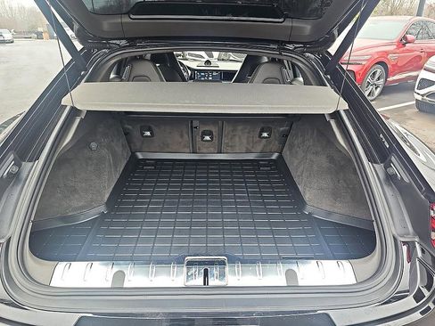 Used 2020 Porsche Panamera Turbo w/ Sport Package image 36