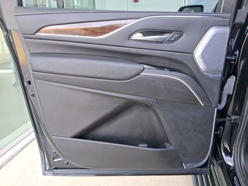 Used 2023 Cadillac Escalade ESV Sport Platinum w/ LPO, Floor Liner Package image 18