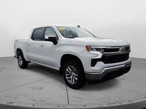 Used 2023 Chevrolet Silverado 1500 LT image 11