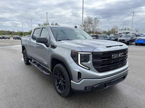 Used 2023 GMC Sierra 1500 Elevation AWD/4WD image 9