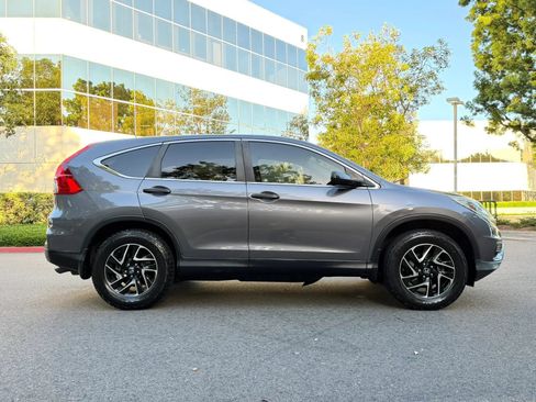 Used 2016 Honda CR-V SE image 3