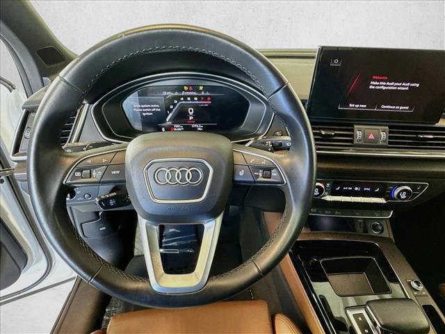 Used 2025 Audi Q5 2.0T Premium Plus w/ Premium Plus Package AWD/4WD image 11