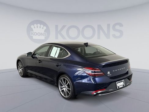 Used 2023 Genesis G70 2.0T image 4
