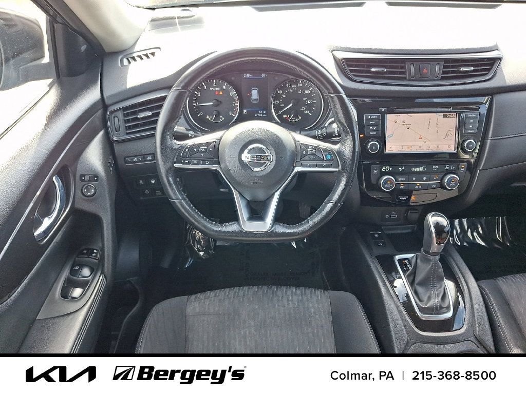Used 2019 Nissan Rogue SV w/ Premium Package AWD/4WD image 13