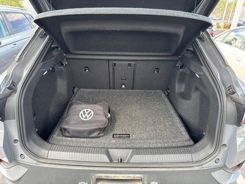 Used 2023 Volkswagen ID.4 Pro S Plus AWD/4WD image 16