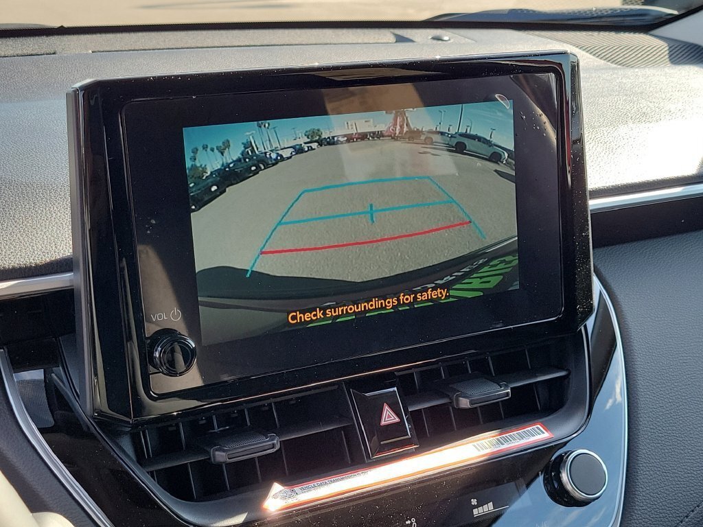 New 2026 Toyota Corolla Cross LE w/ Moonroof Package FWD image 27