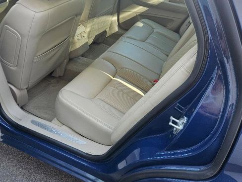 Used 2009 Cadillac DTS w/ Sun And Sound Package FWD image 12
