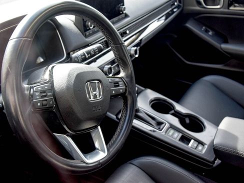 Certified 2024 Honda Civic EX-L image 11