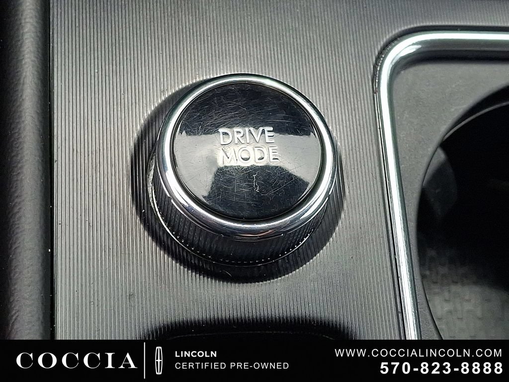 Certified 2023 Lincoln Corsair AWD w/ Equipment Group 101A image 24