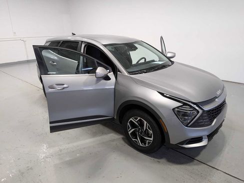 Certified 2024 Kia Sportage LX AWD/4WD image 16