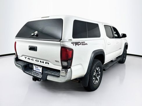Used 2019 Toyota Tacoma TRD Off-Road RWD image 5