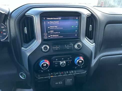Used 2021 GMC Sierra 1500 Elevation w/ X31 Off-Road Package AWD/4WD image 24