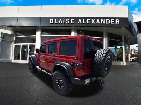 Used 2026 Jeep Wrangler Unlimited Rubicon w/ Xtreme 35 Tire Package AWD/4WD image 6
